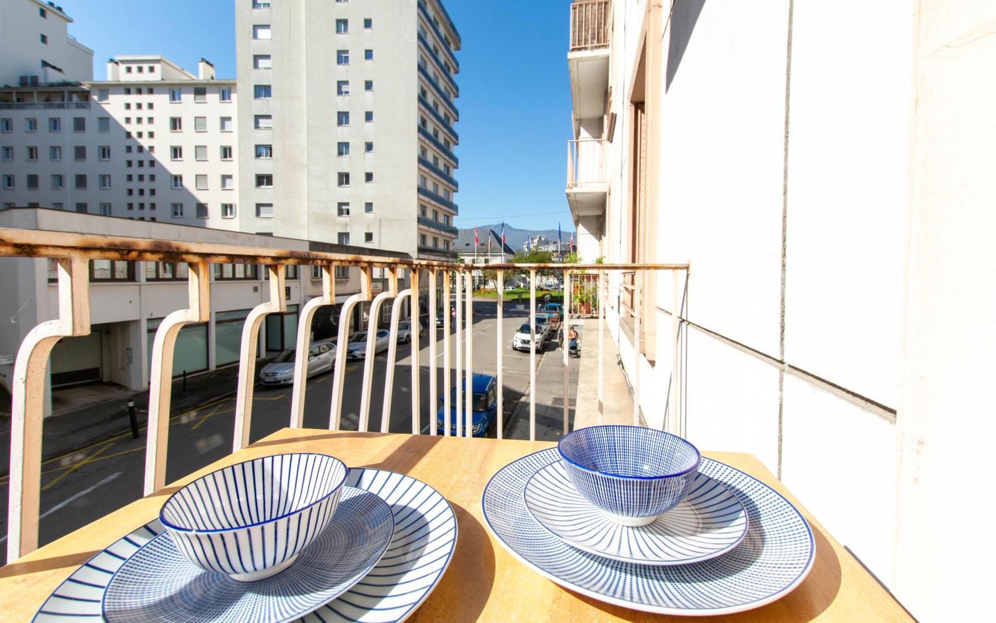 Appartement T3 Gare De Chambery Centre Ville Exterior foto