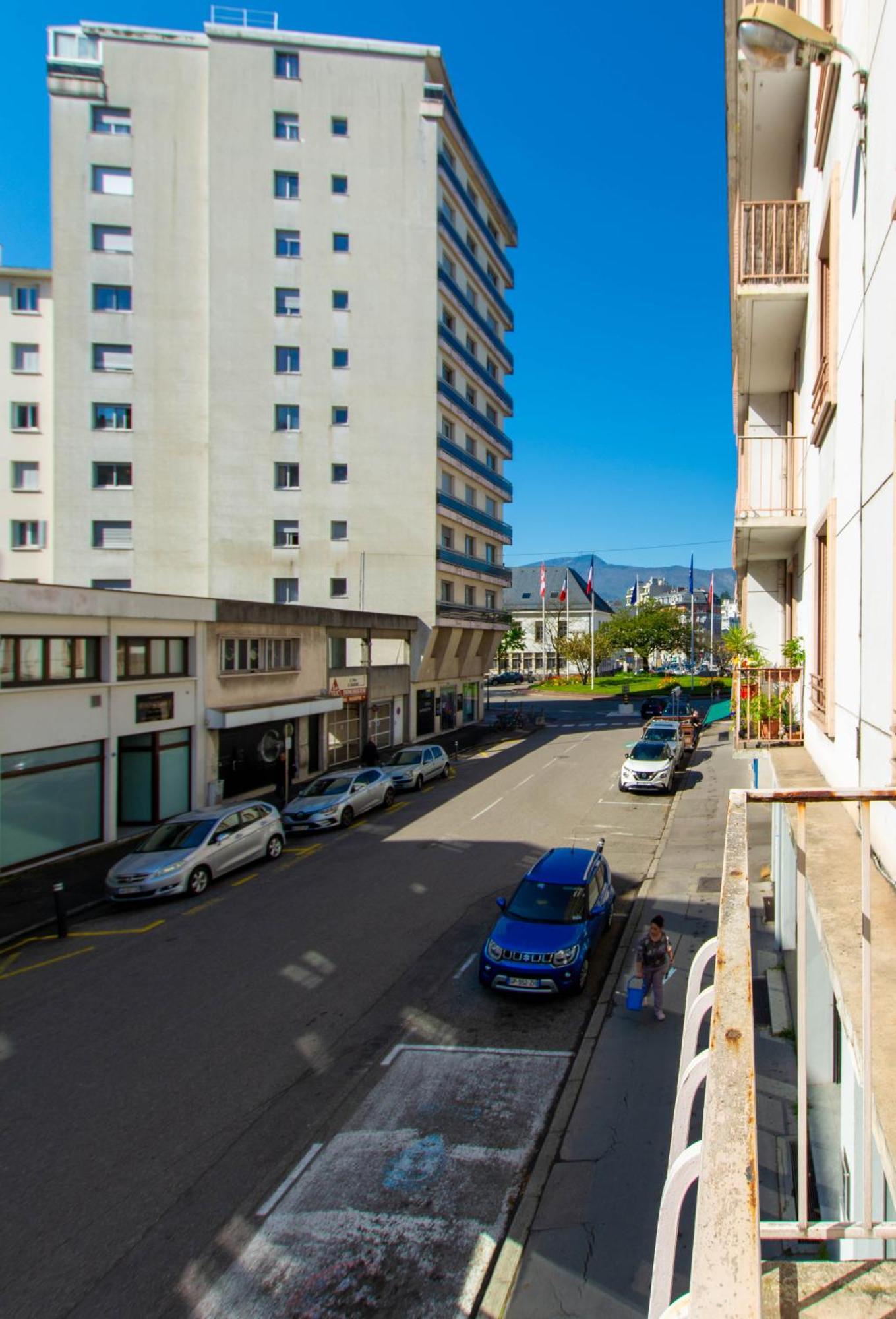 Appartement T3 Gare De Chambery Centre Ville Exterior foto